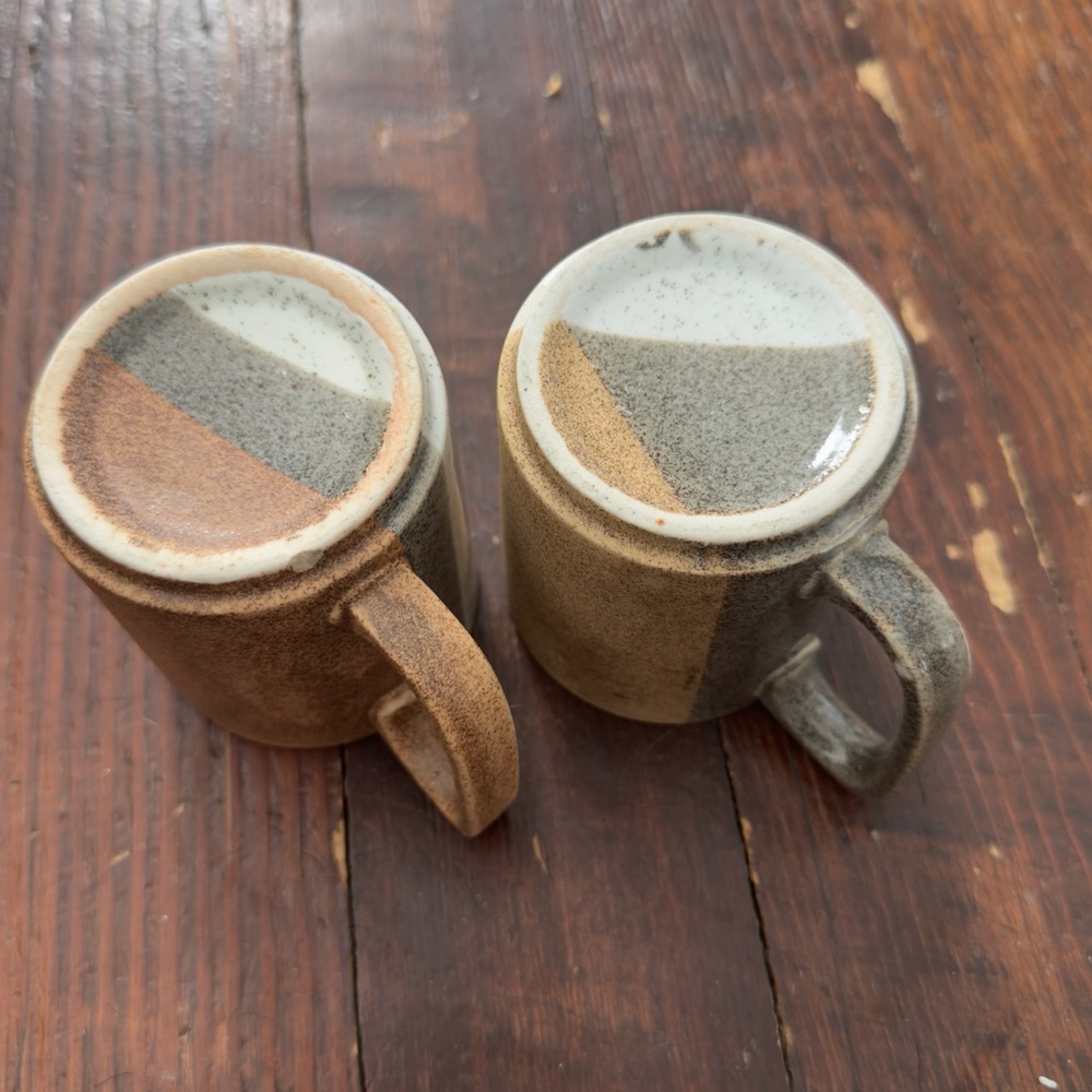 Vintage Textured Stoneware Coffee Mugs Tea Cups Otigari-style Set of 2 - Picture 3 of 6